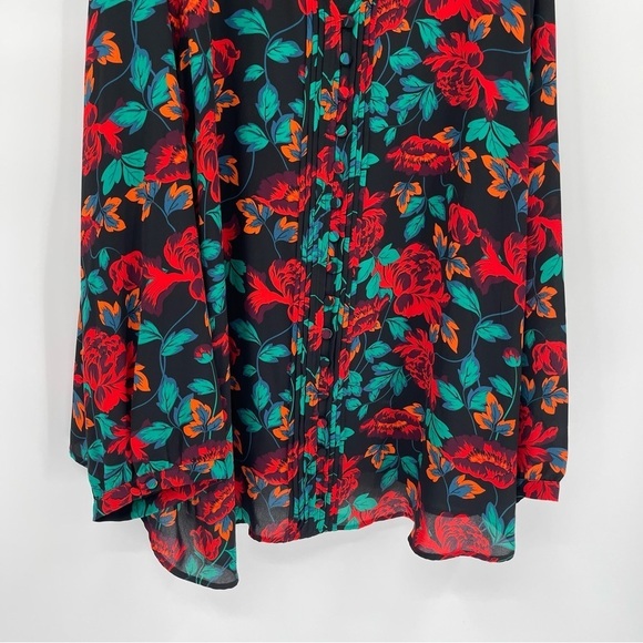 Torrid Womens Floral Button Front Blouse Size 5x Georgette V Neck Pintucked - Picture 6 of 14